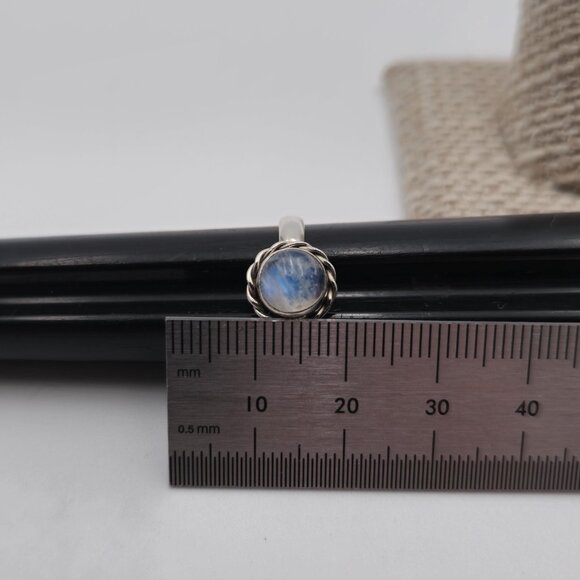 Size 7 Sterling Silver Brilliant Flash Of Color Moonstone Band Ring A3209 - Picture 8 of 9